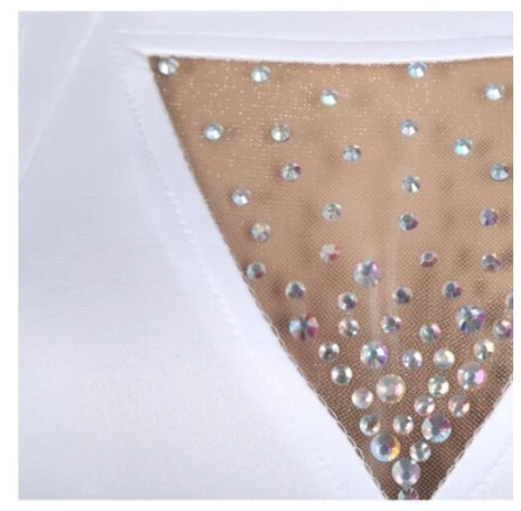 بار Dj الراقصات حجر الراين بذلة بيضاء ارتداءها أزياء رقص الجاز أداء مثير حفلة المغني ملهى ليلي عرض مسرحي