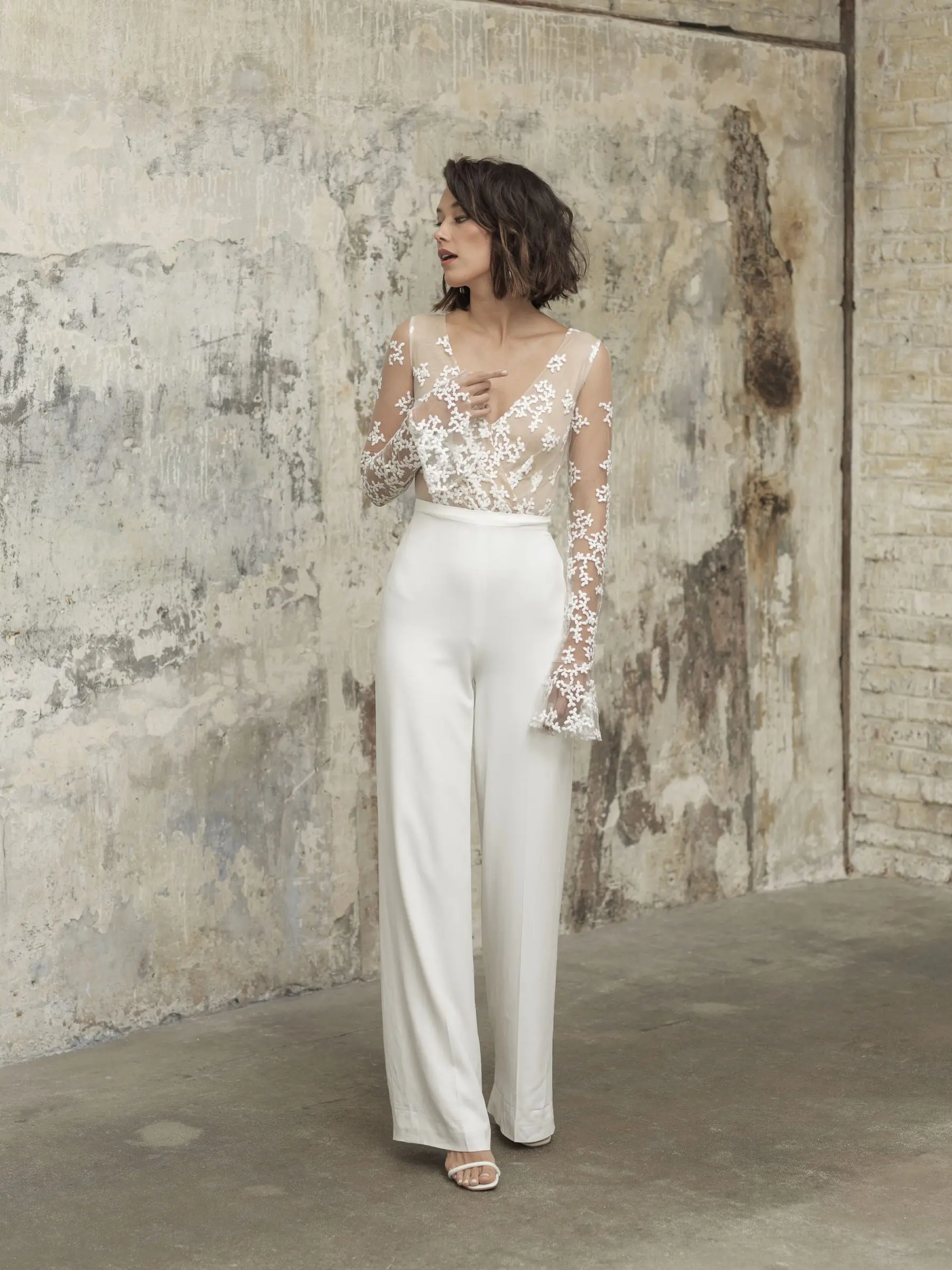 Romantische Bridal Jumpsuit Outfit Strand Trouwjurken Enkellange Lace Lange Mouwen Receptie Gowns Vrouwen Broek Pak