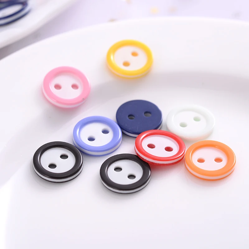 Hot 100Pcs/Pack 2 Holes 18L(11.5mm) Resin Buttons Cute Three Layers Clothes Button Garment Accessories For Women Baby Clothes