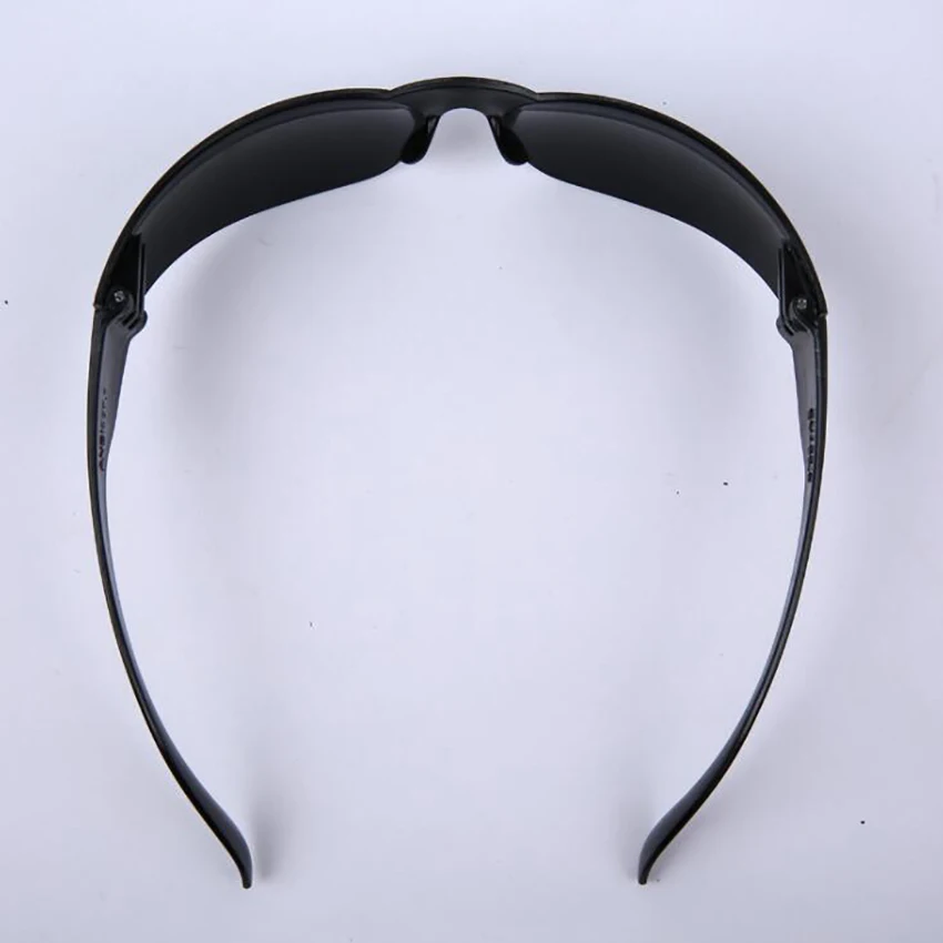 Safety Glasses, Protective Eyewear Black / Clear Lens, Welding Protective Goggles Anti-glare Anti-shock Labor Protection Goggles