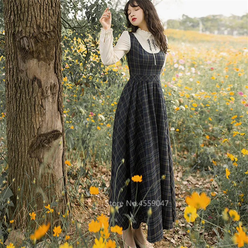 Renaissance Retro Elegant Long Dress for Women Bows Lace Lattice Two Fake Dress Autumn Medieval Costume New Halloween Party Gown