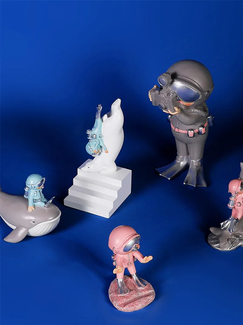 

Modern Cute Resin Diver Miniatures Figurine Crafts Fashion Tabletop Furnishing Articles Creative Office Home Decor Accessories