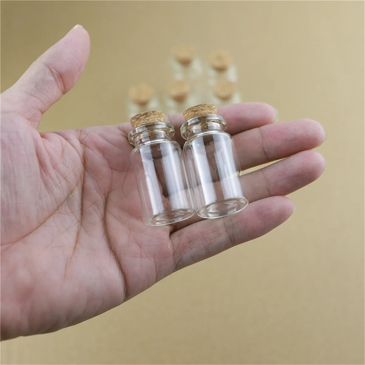 50pcs/Lot 22*40mm 8ml Corks Glass Bottles Stopper Crafts Tiny Jars Transparent Empty Glass Jar Mini vial bottle Gift