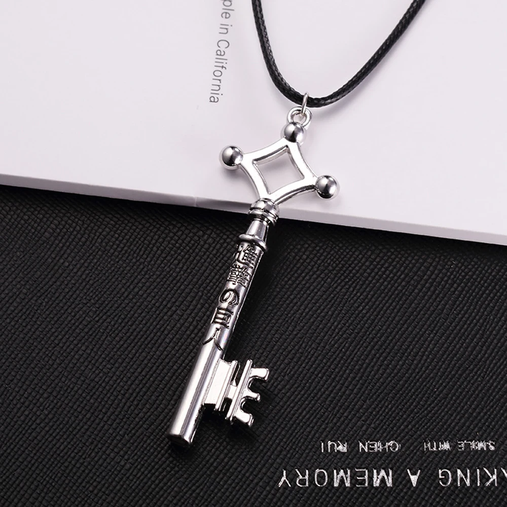 SUMENG 2024 Angriff auf Titan Halskette Eren Key Shingeki No Kyojin Anhänger Mode Vintage Retro Anime Schmuck für Männer Cosplay – Detail 2