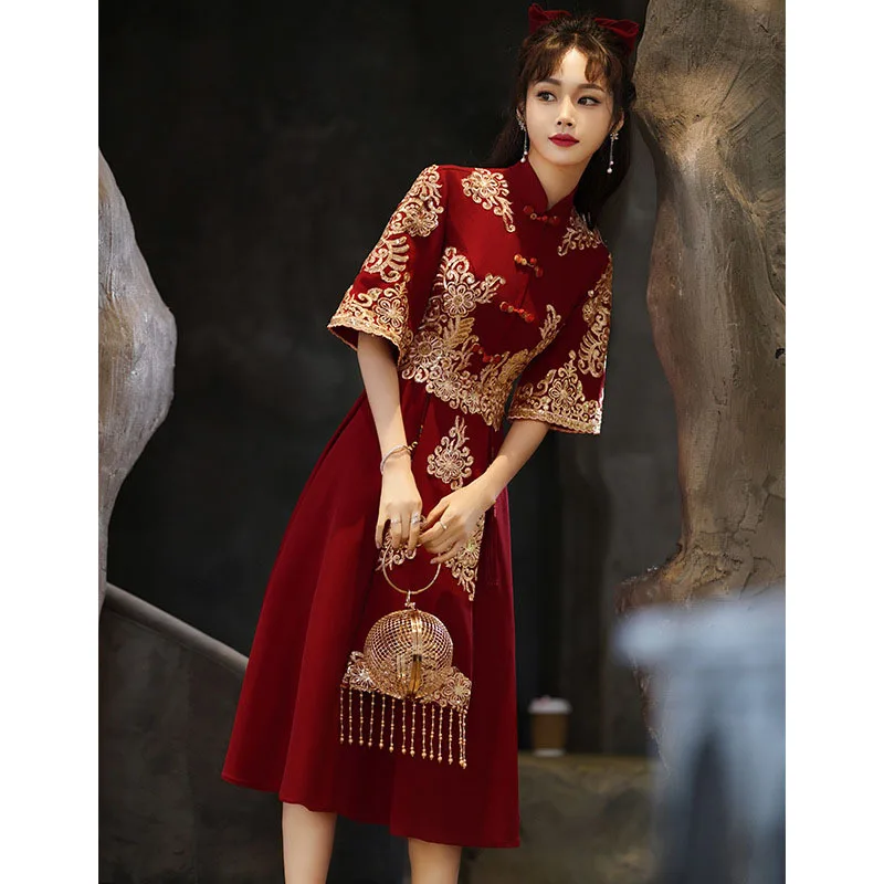 Vintage Hand-Made Button A-line Qipao Embroidery Flower Cheongsam Side Flare Sleeve Vestidos Chinese Bridal Wedding Dresses