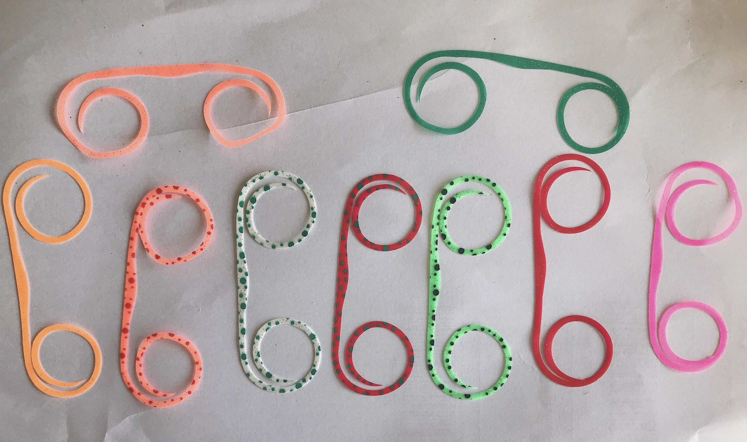 100pcs Jinhongkang Curly Silicone Skirt for Madai Jigs Snapper Fishing Lure Squid Saltwater Rubber Jig Bucktail Inchiku Slider