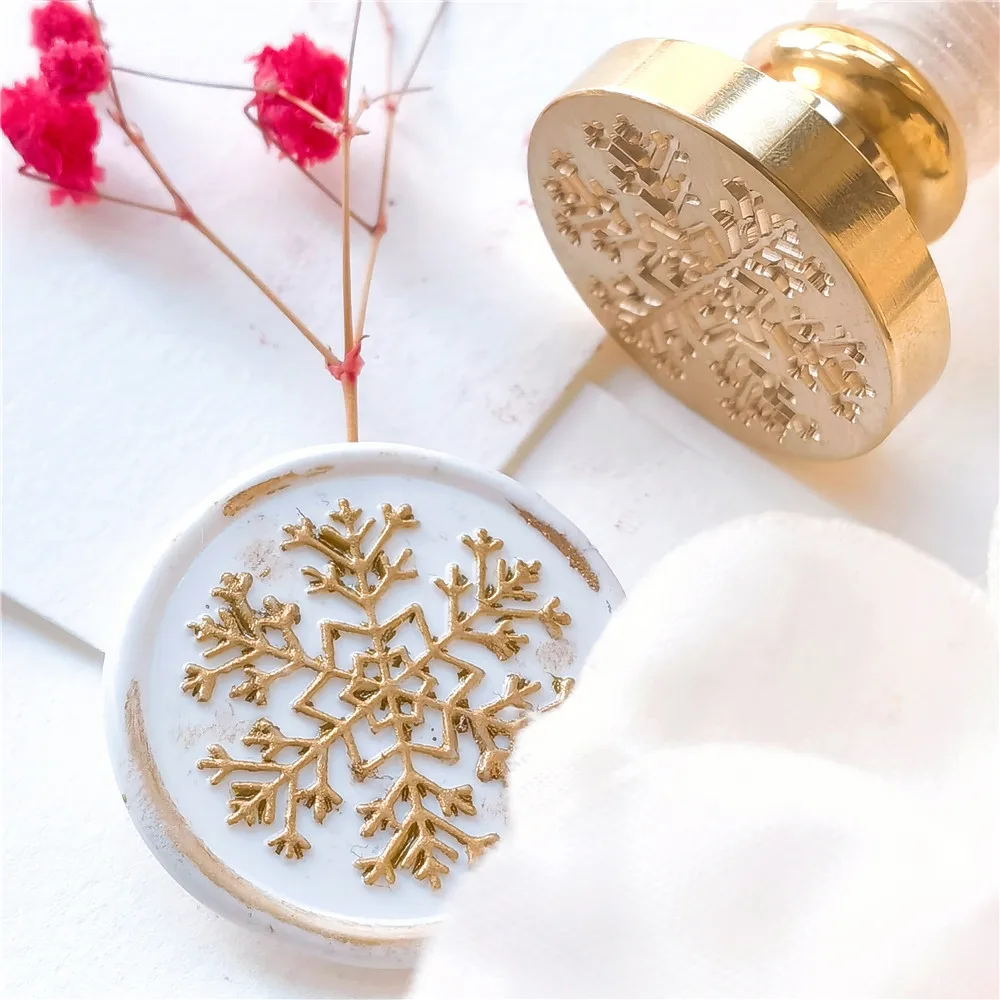 Retro Merry Christmas Snowflake Seal Wax Stamps Copper Brass Head for DIY Scrapbooking Wax Sealing Stamp Envelope Decoration