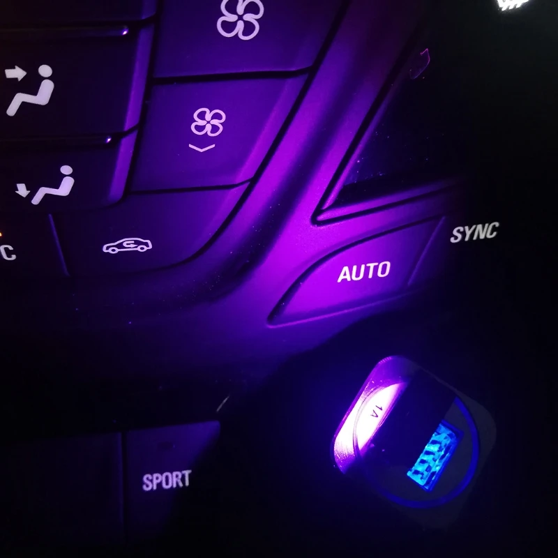 Mini lampada a LED RGB di tipo C con luminosità ambientale regolabile a 8 colori