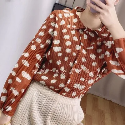 

HOT SELLING pleated handmade turndown collar shirt fish scale single breasted cardigan Dots print shirt IN STOCK