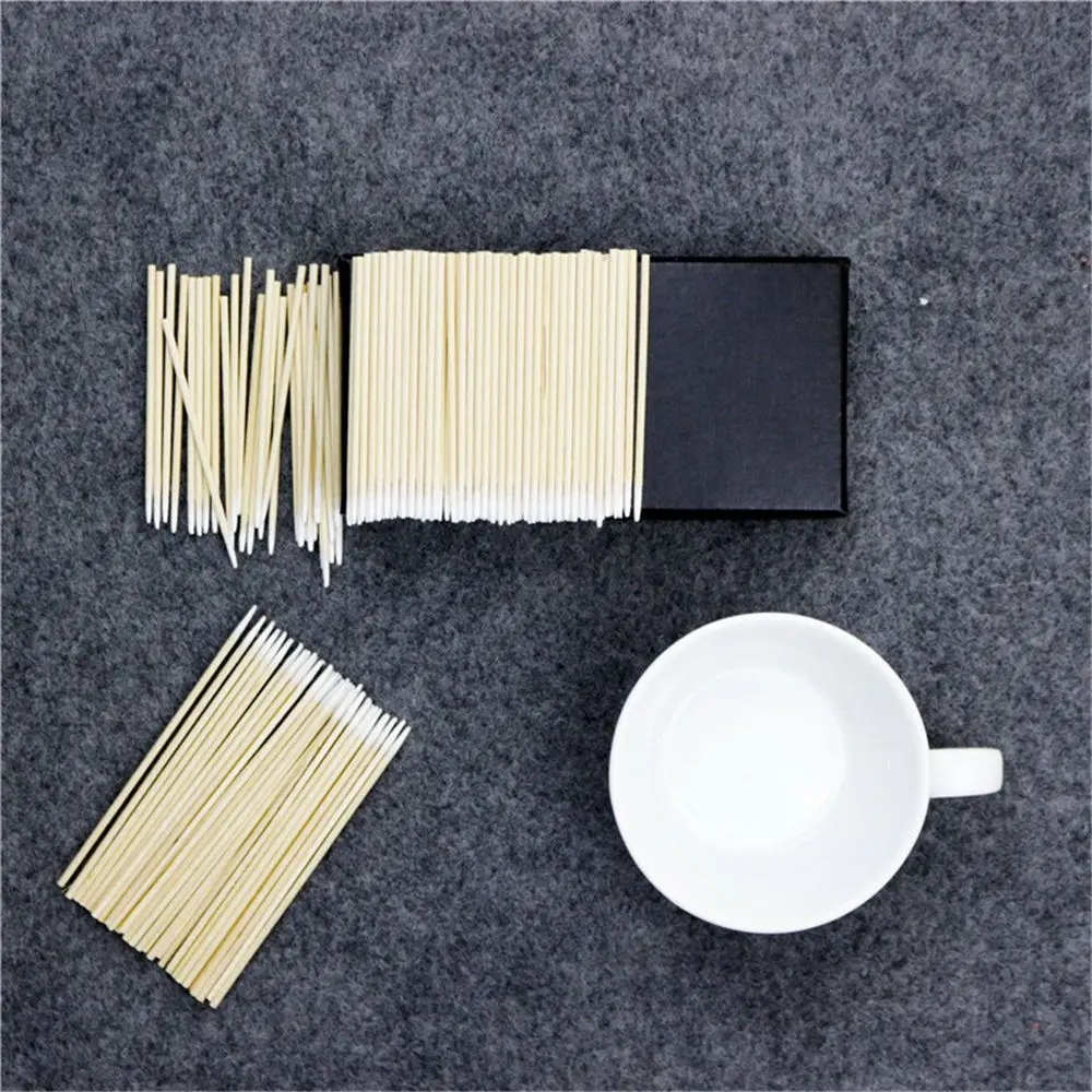 100pcs Disposable Cotton Swab Lint Free Micro Brushes Wood Cotton Buds Swabs Ear Clean Stick Eyelash Extension Glue Removal Tool