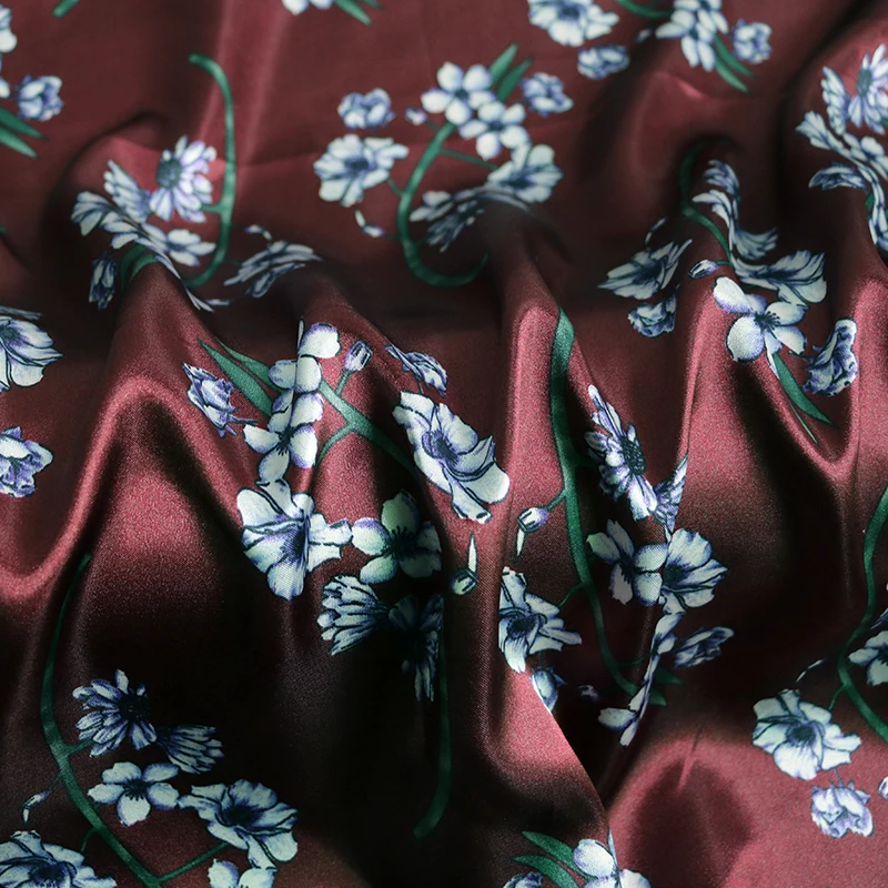 By Meter Blumen-Satin-Stoff, glänzend, weich, Schal, Hemd, Nachtwäsche, Material Charmeuse – Detail 7