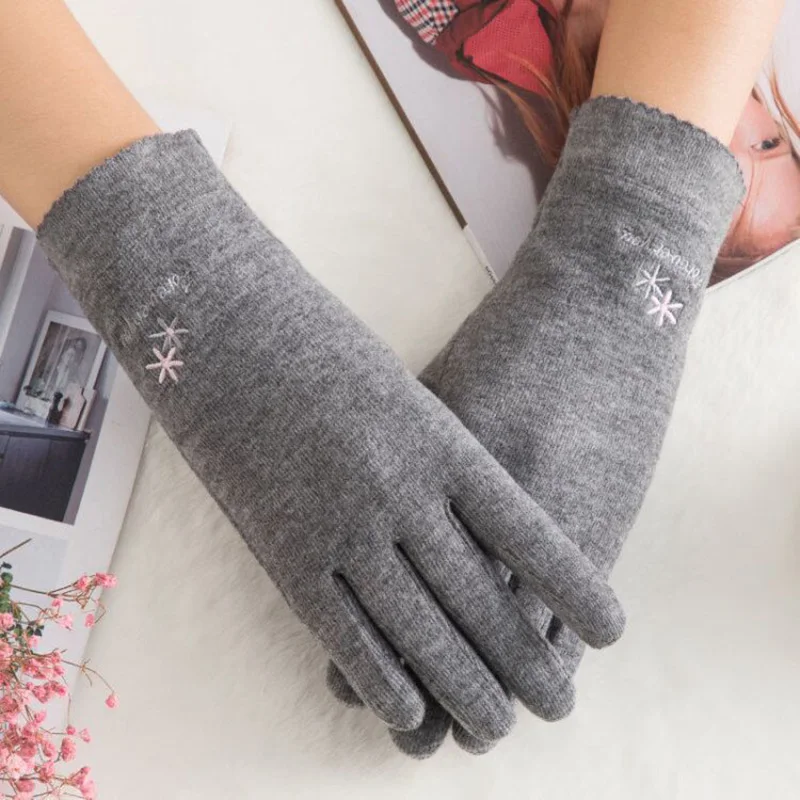 Fashion Women Autumn Winter Warm Sports Fitness Touch Screen Cycling Thin Mittens Female Wool Knit Cashmere Gloves C70