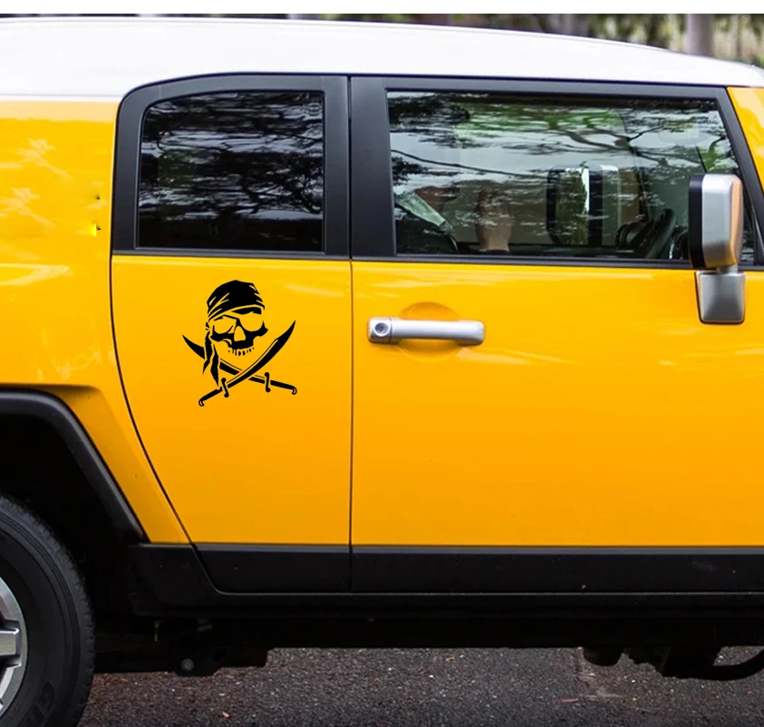 Personalized waterproof Skull Pirate sticker and personalized off-road modeling PVC car fun decoration Decal 30-28.3cm