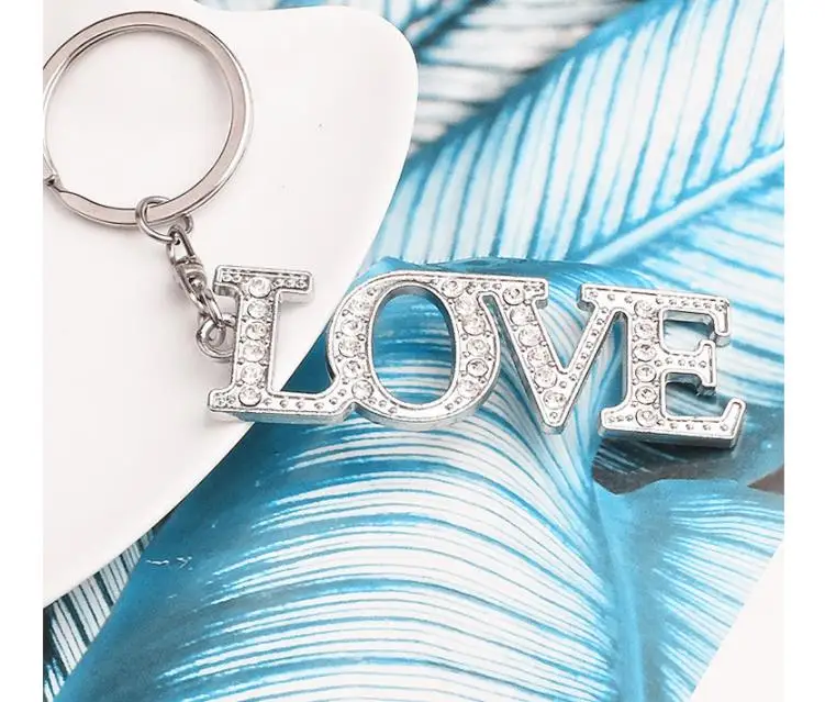 Romantic Diamond Letter KeyChain Pendant Metal LOVE Keyring Couple Key Chain Pendants Creative Decoration Accessories Gifts SN