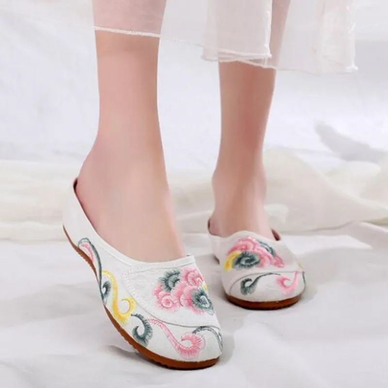 Embroidered Women Slippers Retro Backless Woman Mules Espadrille Flats Ladies Slip on Loafers Ethnic Slides Summer Sandal Shoes