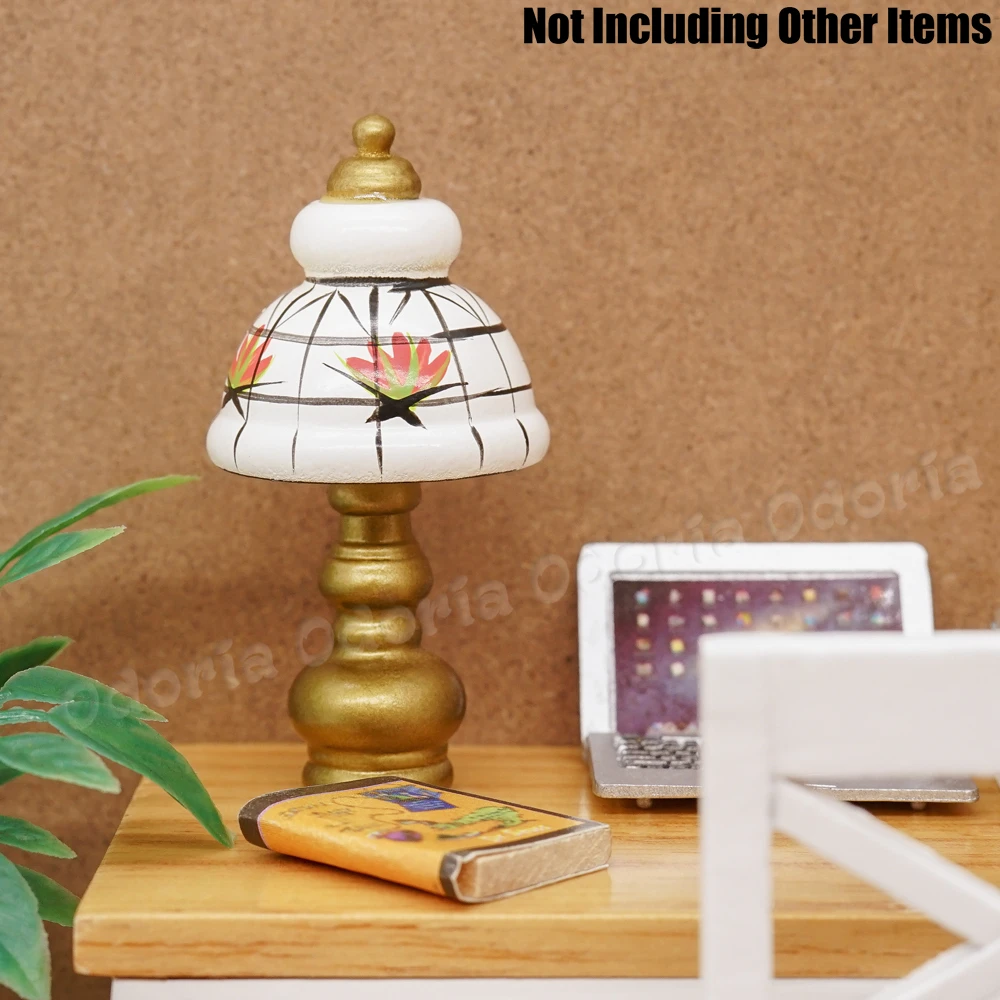 Odoria 1:12 Miniatuur Tafellamp Leeslamp Wit En Gouden Retro Model Woonkamer Slaapkamer Thuis Poppenhuis Accessoires Decor