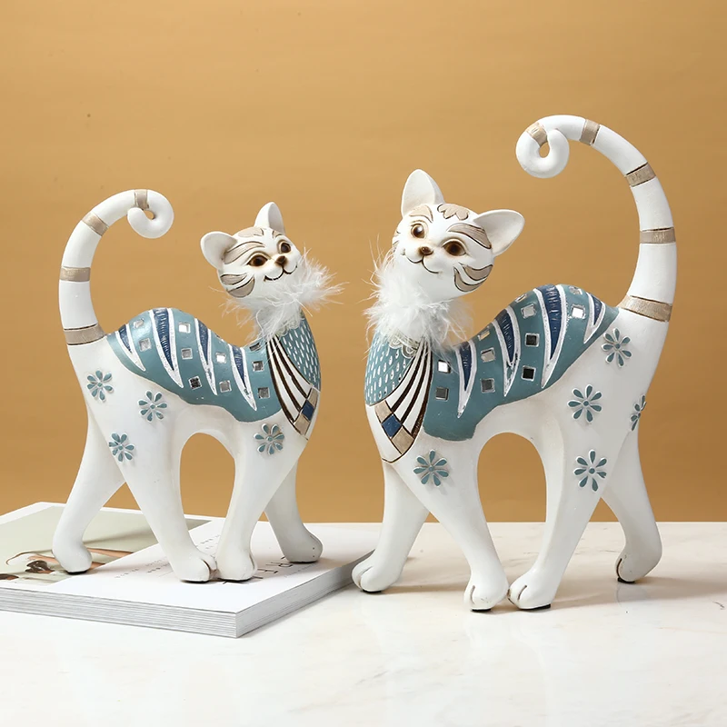 European Animals Figurine Resin Cute Cat Shape Statue Art Sculpture Figurine Craftwork Home Decoration Accessories