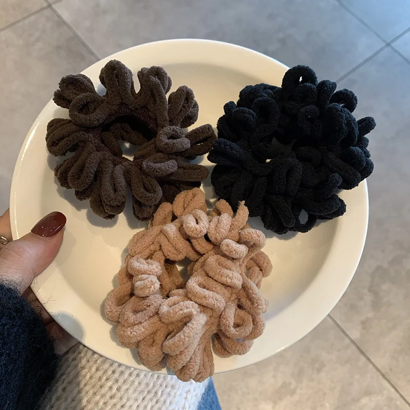 Autumn Winter New Sweet Plush Soft Girls\' Women Pompom Hair Ties Elastic Hair Band Hair Ropes Hair Accessories Headwearr