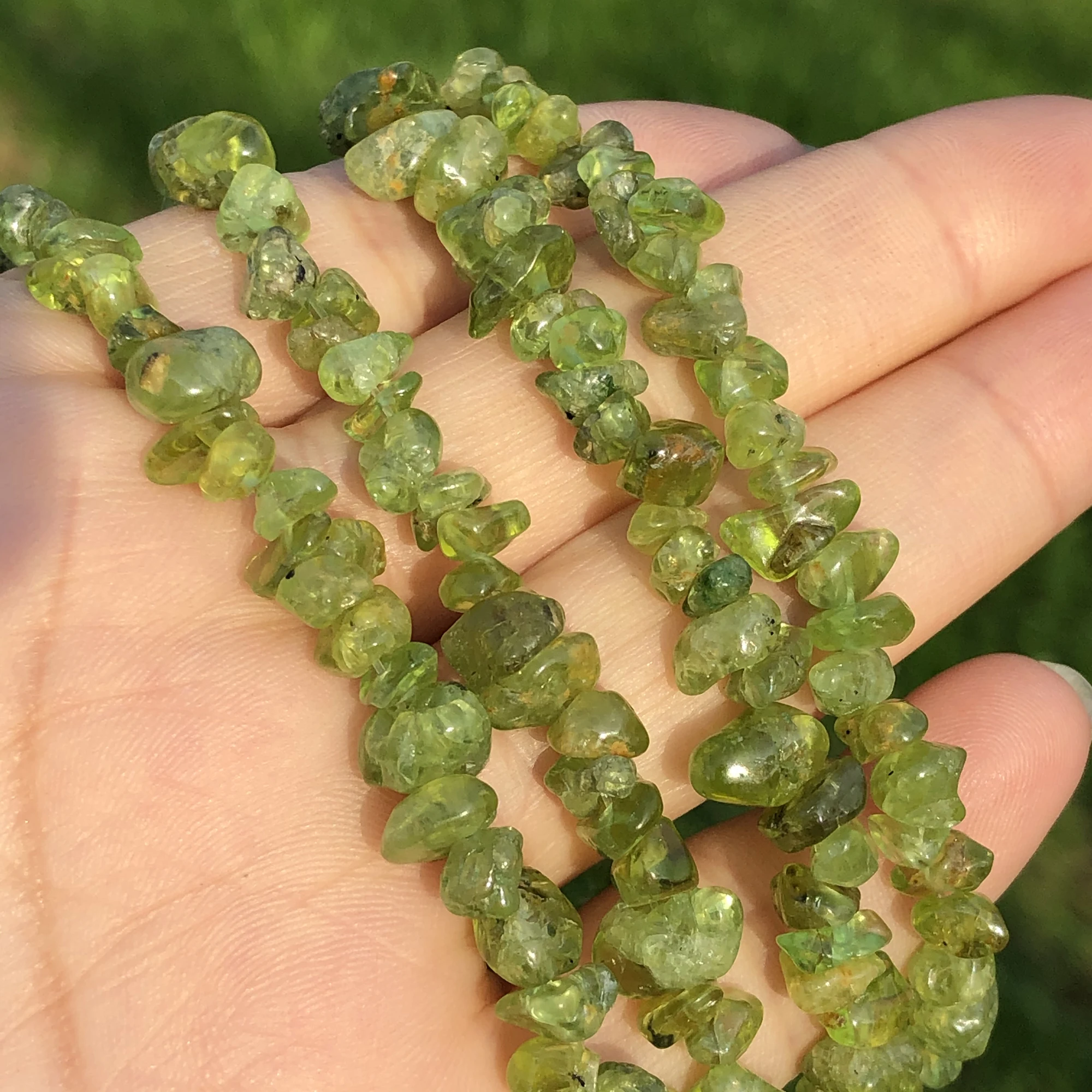 5-8mm Natural Irregular Freeform Green Peridots Crystal Chips Stone Gravel Beads For Jewelry Making DIY Bracelet Necklace 32\