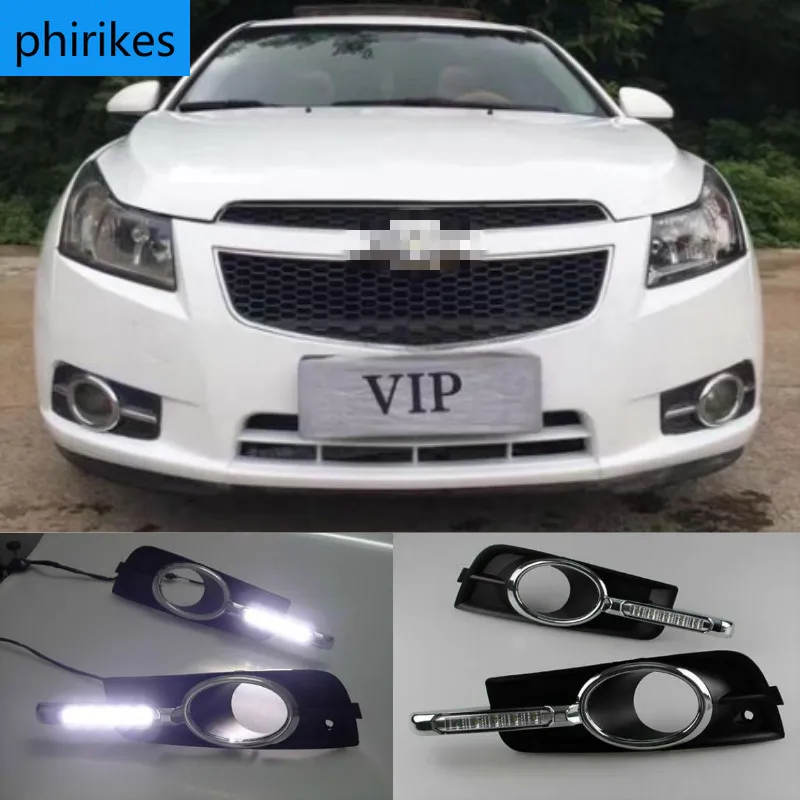 

LED Daytime Running Light DRL For Chevrolet Cruze 2009-2014 DRL Fog Lamp with Turn Signal Dimmed Light