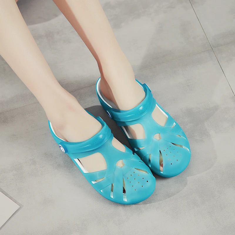 2021 Summer Women's Garden Sandals Breathable Beach Aqua Shoes Outdoor Wading Hollow-out Jelly Clogs Light Sandalias Zapatos
