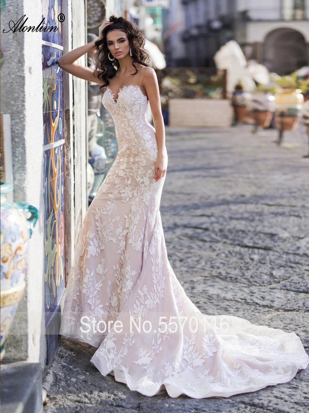 Alonlivn Illusion Neck And Back With Button Whole Appliques Lace Trumpet Wedding Dresses