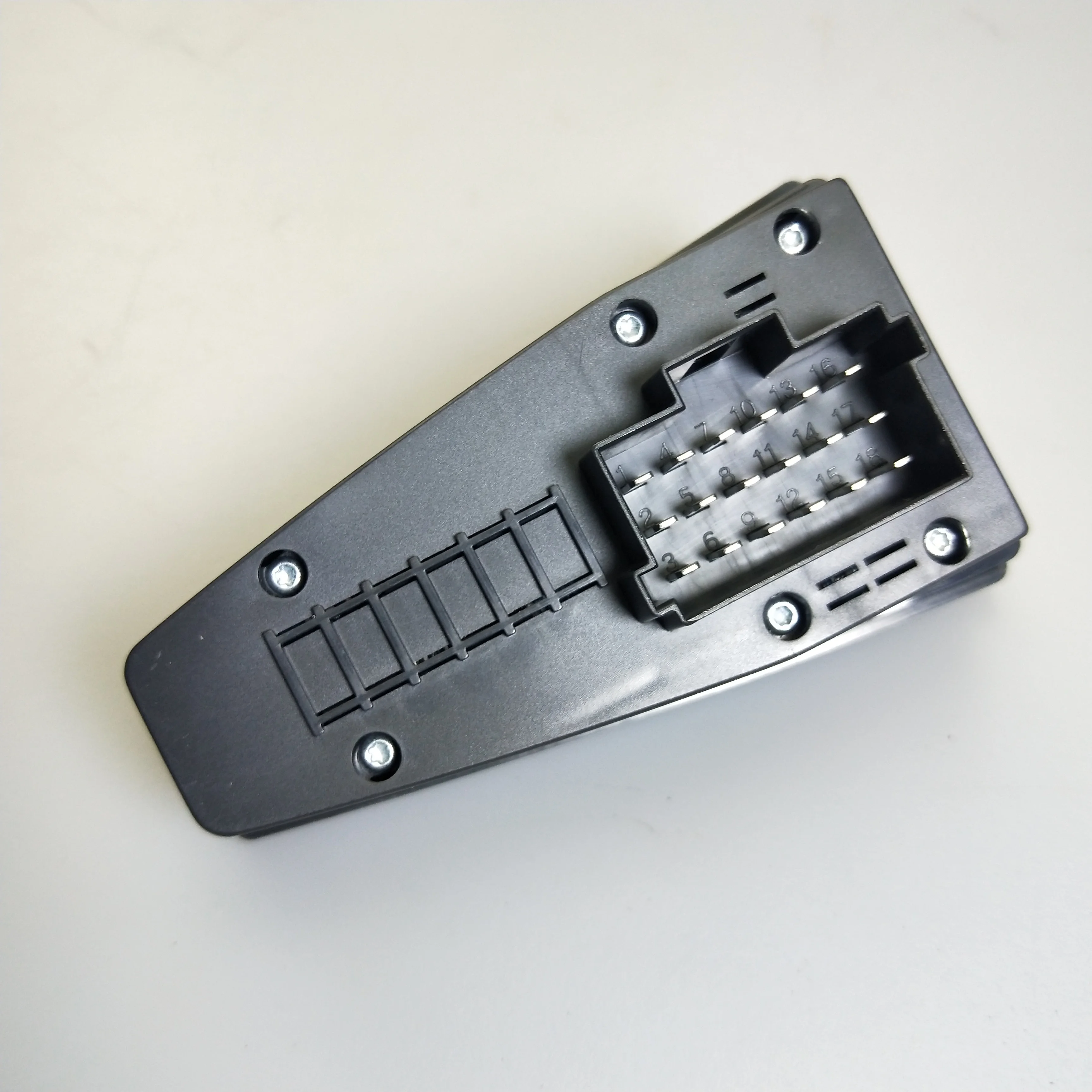 Spare Parts for Volvo Trucks VOE 20752918 Door Control Panel