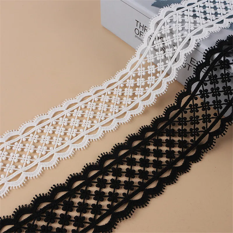 4 cm Wide Sewing Lace Four Leaf Clover Black White Milk Silk Soft Lace Trim Fabric DIY Dress Clothing Skirt Curtain Accessories