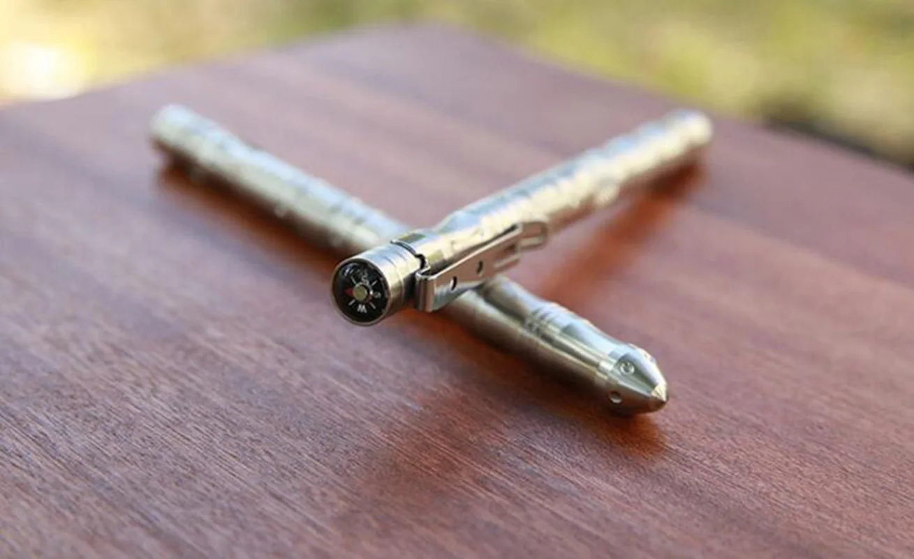 Zelfverdediging Multifunctionele Rvs Tactical Pen Met Mes Kompas Emergency Edc Tool