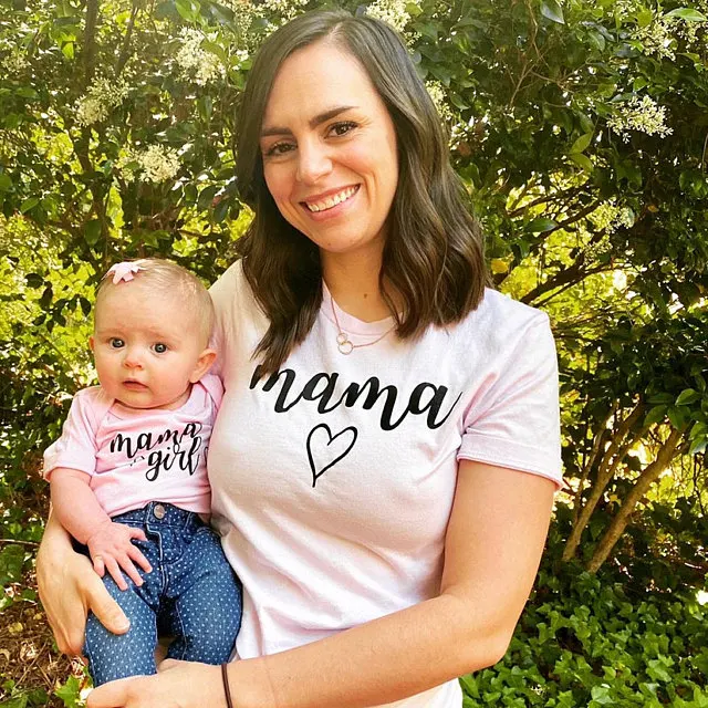 Mommy and Me Shirts Mama Mama\'s Girl Matching T-Shirts Mommy and Me Outfits Mother Daughter Shirts Gift for New Baby