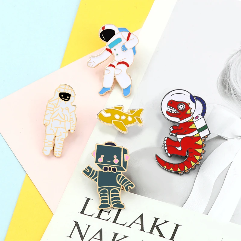 Universe Metal Lapel Pins Astronaut Dinosaur Aircraft Robot Badges Brooches Cartoon Enamel Pin Bag Jackets Jewelry Gift for Kids