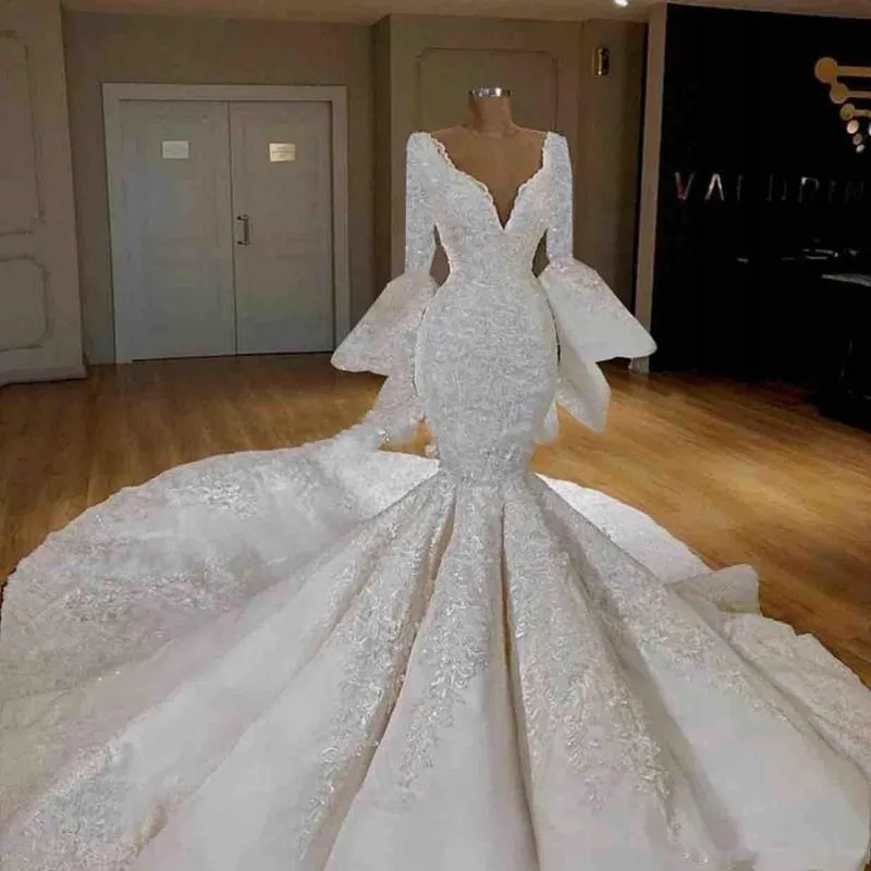 Vestido de noiva sereia mangas flare, Vestidos de noiva elegantes, Longo vestido branco de noiva, Apliques de luxo, Custom Made, 2023