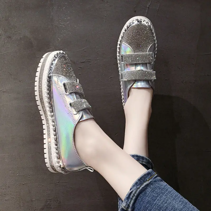 

2021 New Spring Autumn Version Small White Shoes Female Joker Flat Bottom Rhinestone Platform Shoes Autumn Loop Casual Shoes