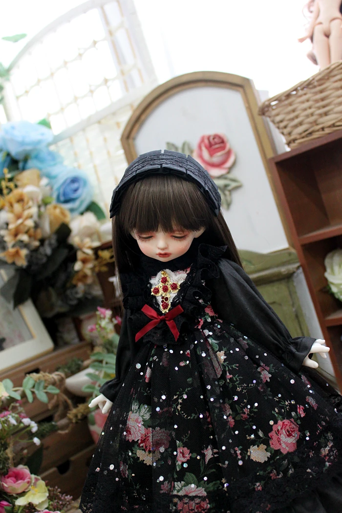 

BJD Doll clothes suitable for 1-4 1-6 size fashionable dress black dress with headdress doll accessories