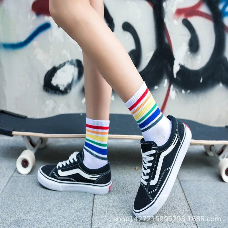 Chaussettes arc-en-ciel Harajuku pour femmes, chaussettes colorées hip hop de rue, style coréen, couleur bonbon, skateboard