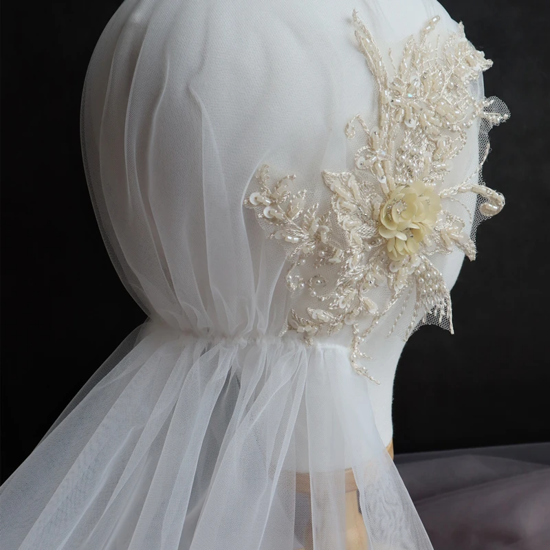 European Vintage Handmade Bridal Wedding Veils Luxury Beaded Wedding Party Prom Headwear Veils