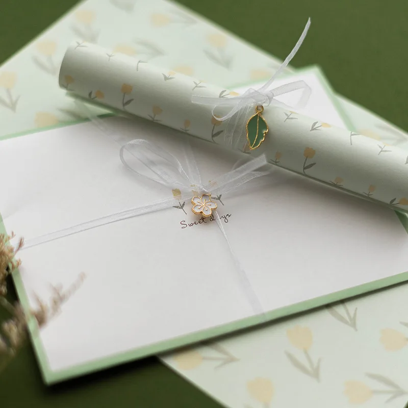 1Set Romantic Valentine\'s Day Cards Invitations with Envelopes Stickers Metal Pendants White Ribbons DIY Party Festive Supplies