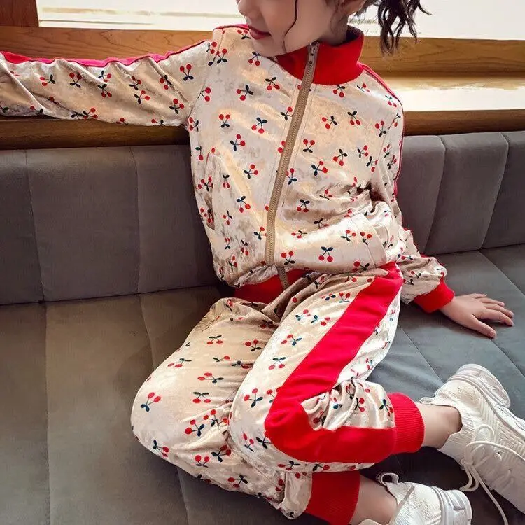 Girls Sports Suit 2020 Spring Fall Clothes Children's Fashion Cherry Printing Gold Velvet Clothing Set Kids Sportwear 2 Pcs P403