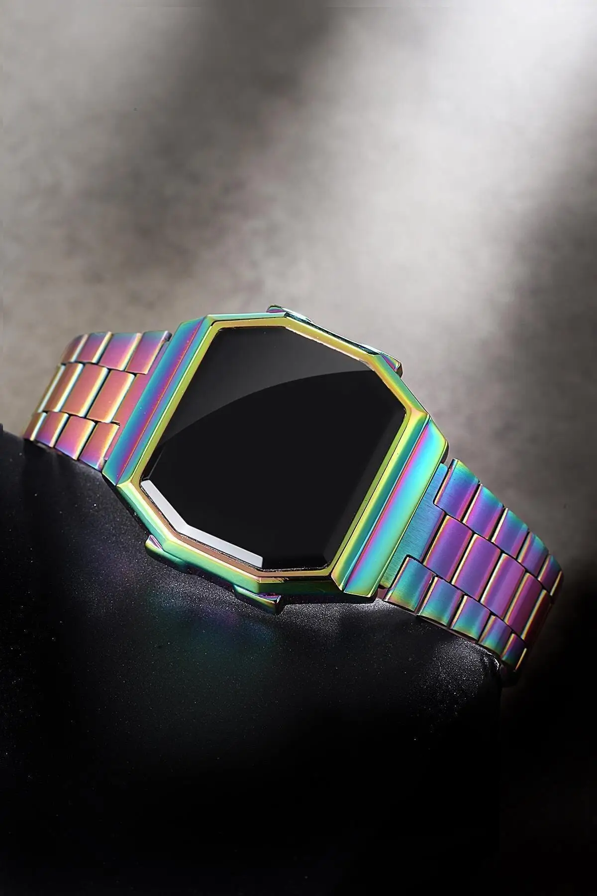 Retro Style Digital Wrist watch Storyistanbul