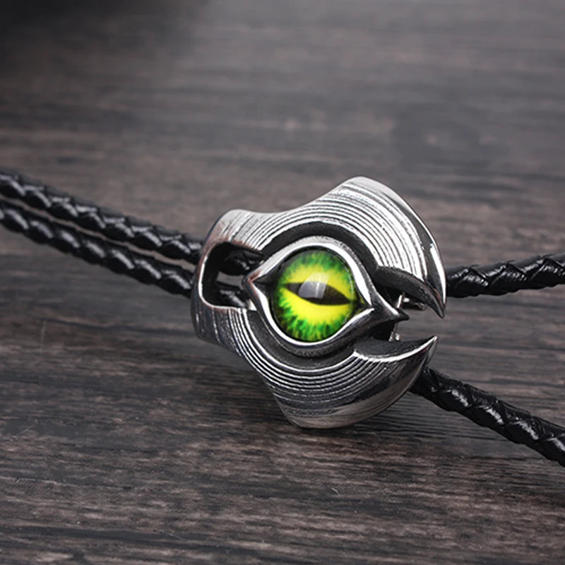 

Titanium steel devil's eye shirt bolo tie American western cowboy bolo tie personality men and women fashion collar rope