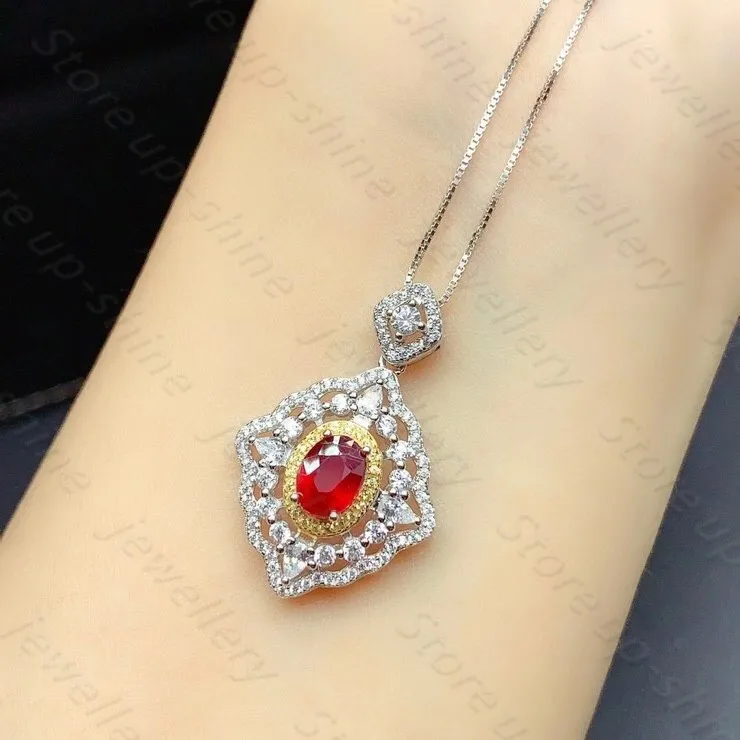 Classic style ruby pendant 925 silver women's pendant, exclusive boutique, elegant atmosphere