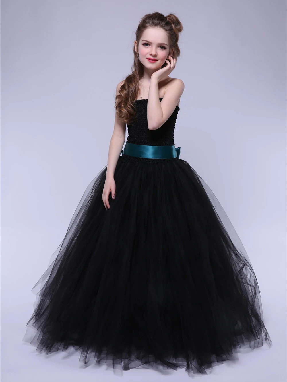 Solid Black Teenage Girls Long Evening Dress Kids Girl Off-shoulder Feet Dresses Princess Pageant Costumes Stage Shows Ball Gown