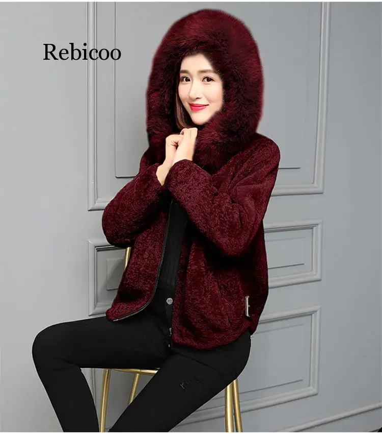 

Ladies Leather Jackets Faux Fur Coat Female Winter New Faux Fox Hair Collar Short Lamb Sheepskin Shear Faux Fur Coat Hooded