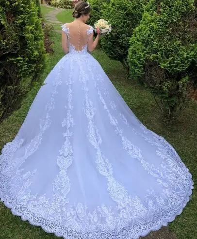 Exquisite Lace Short Sleeve Zipper Back Boho Chic Wedding Dress Bridal Gowns robe de mariage Wedding Dress 2019 Winter NEW