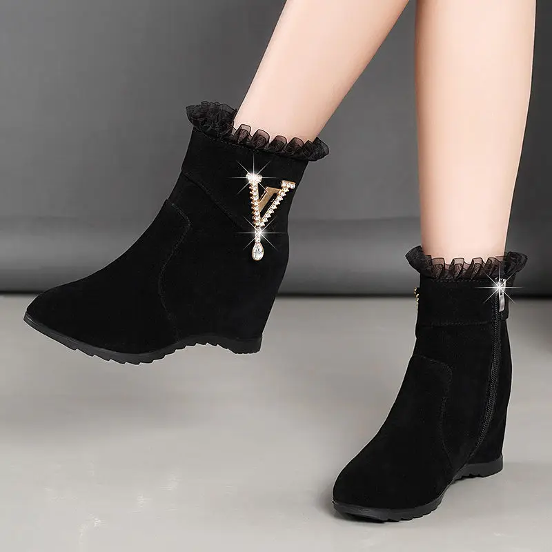 Snow Boots 2024 New Winter Women Fashion Crystal 7 cm Hight Increase Non-slip Cotton Boots Girls Sweet Lace Ruffles Short Boots