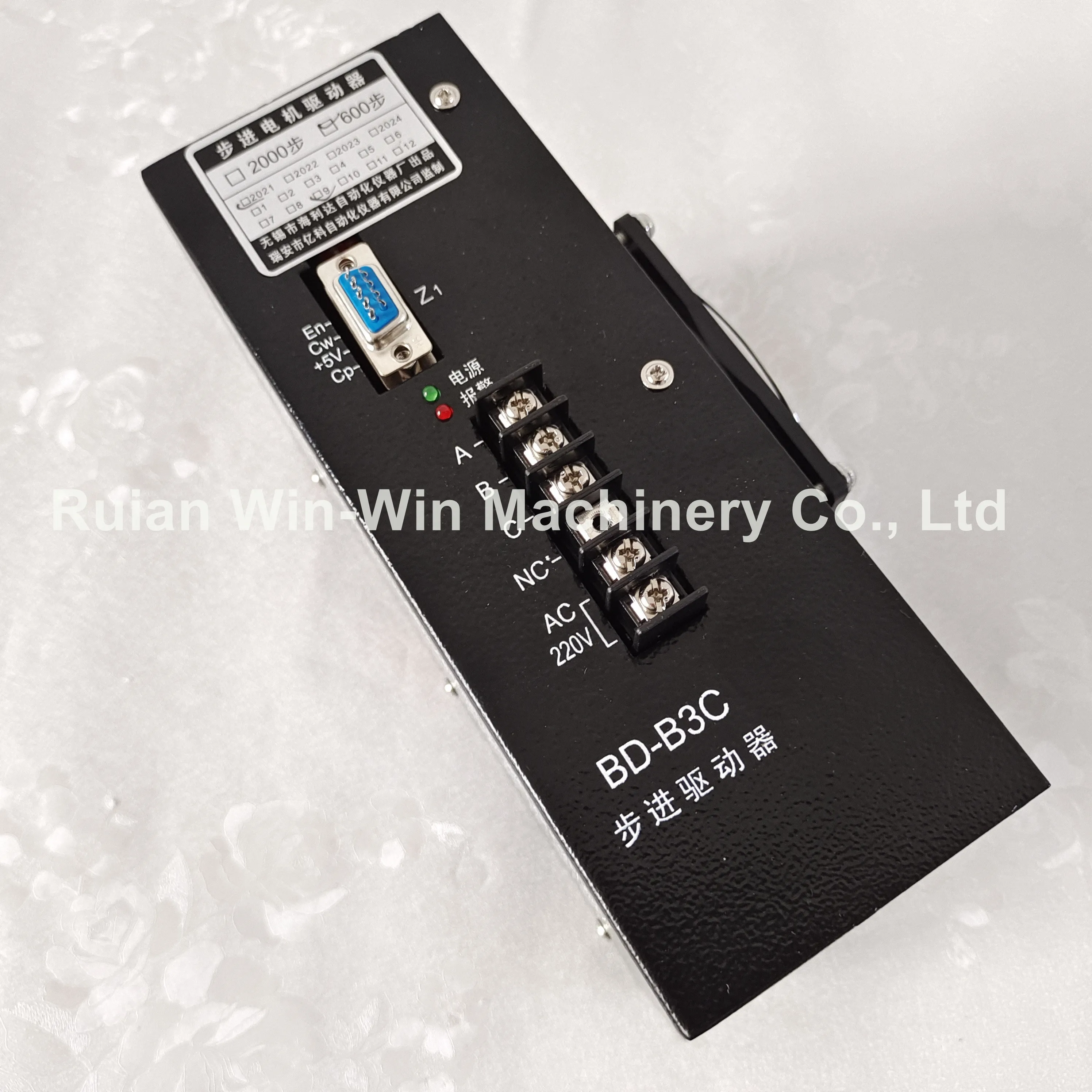 

BD-B3C bd-b3c Машина для изготовления пакетов переменного тока 220 В 3-фазный гибридный драйвер шагового двигателя