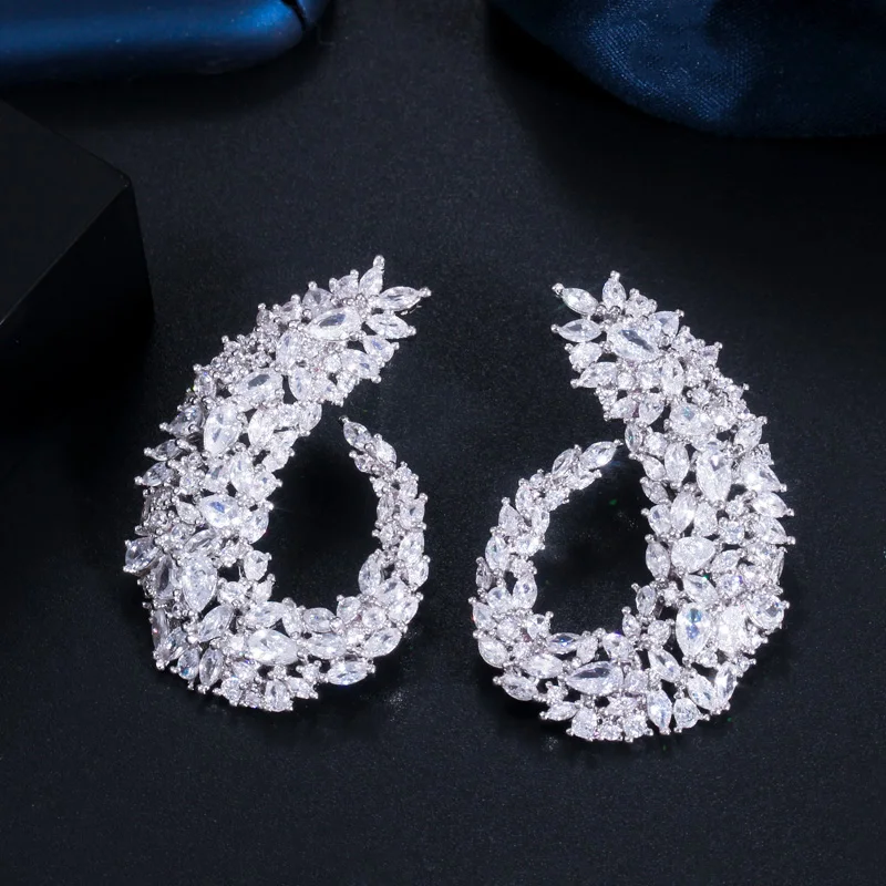 CWWZircons Roségold-Plattierte Luxuriöse Geometrische Blumen-Ohrringe mit Roten Kubischen Zirkonia, Große Hochzeitsohrringe, Modischer Berühmter Schmuck CZ415 – Detail 5