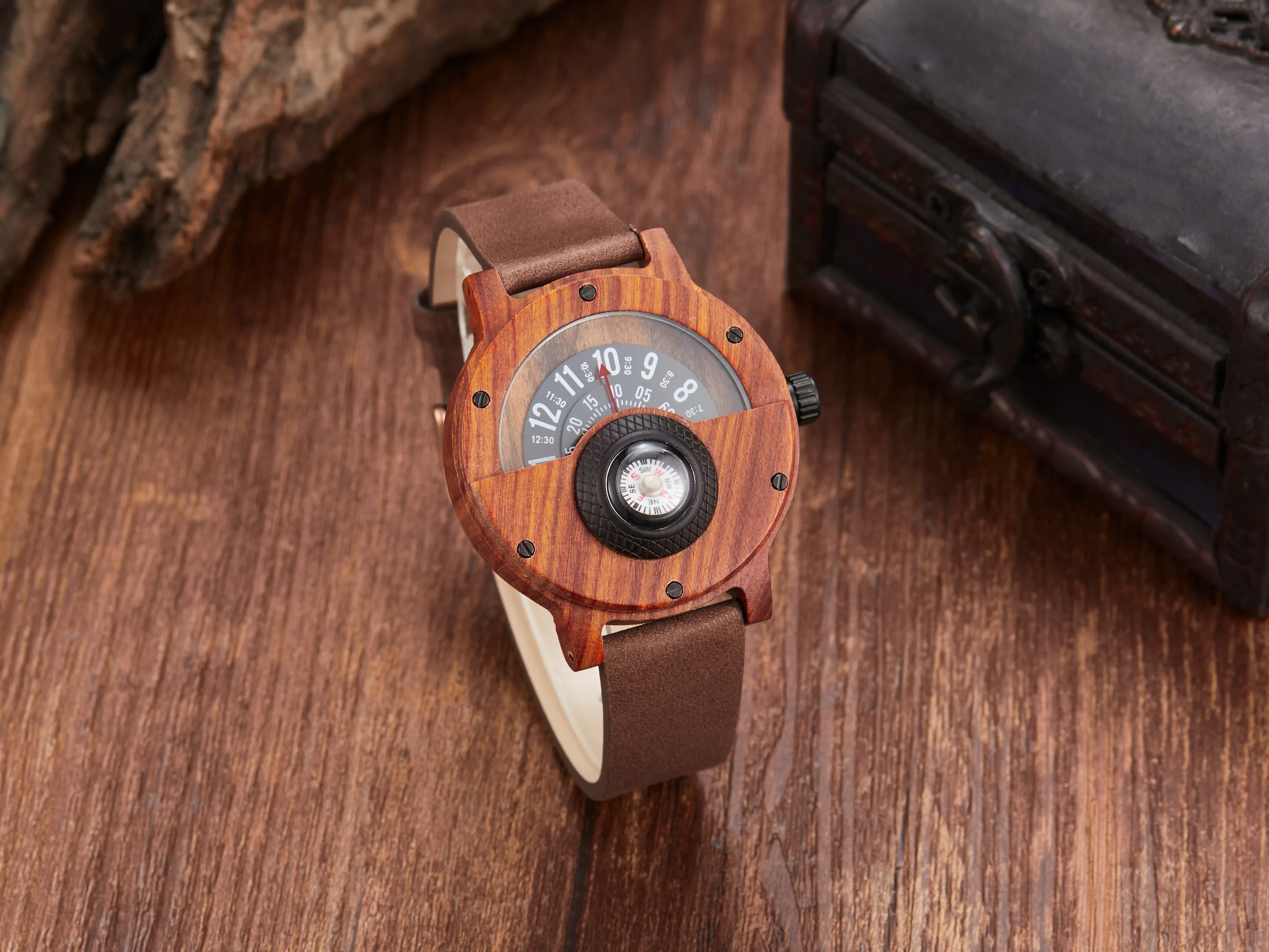 Wooden Watch Men Unique Compass Turntable Number Design Mens Brown Wood Leather Band Creative Natural Wood Wrist Watches Relogio