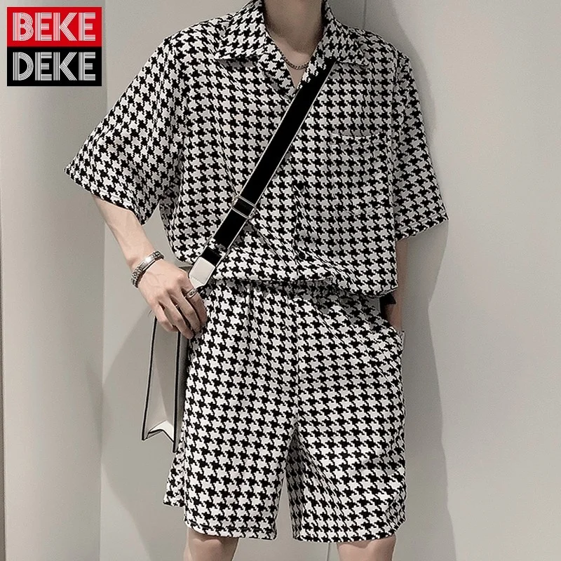 

Plaid Men Short Sleeve Thin Blazer Shorts Two Piece Set Summer Street Retro Single Breasted Tops Elastic Waist Shorts Set