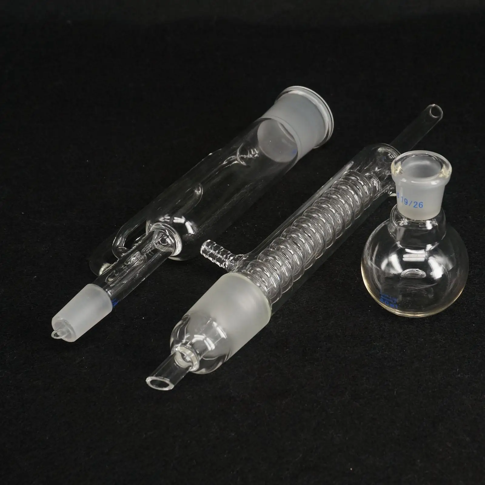 150ml Capacity Borosilicate Glass Extraction Apparatus Soxhlet with Coil Condenser Lab Glassware